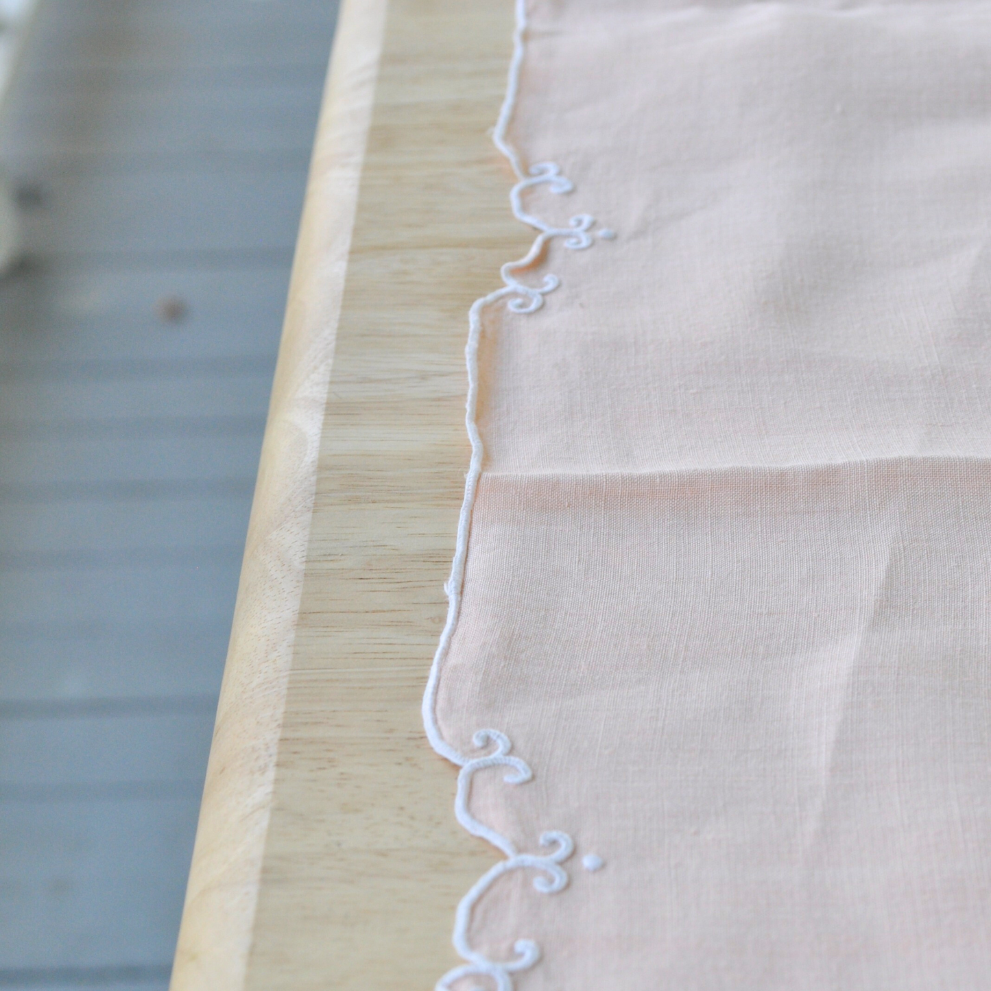 Sabra Table Covering