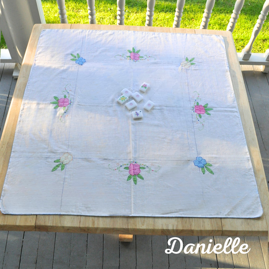 Danielle Table Covering