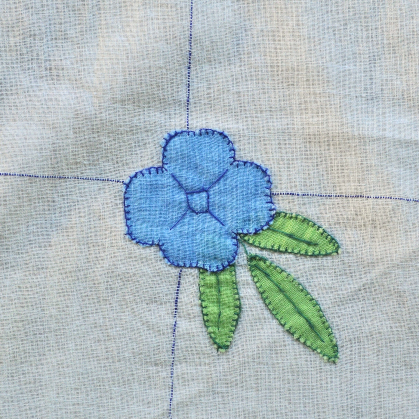 Danielle Table Covering