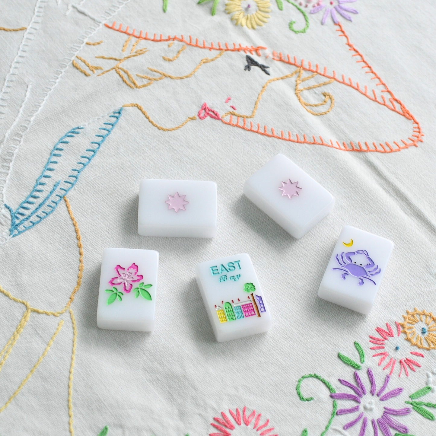 Daisy Table Covering