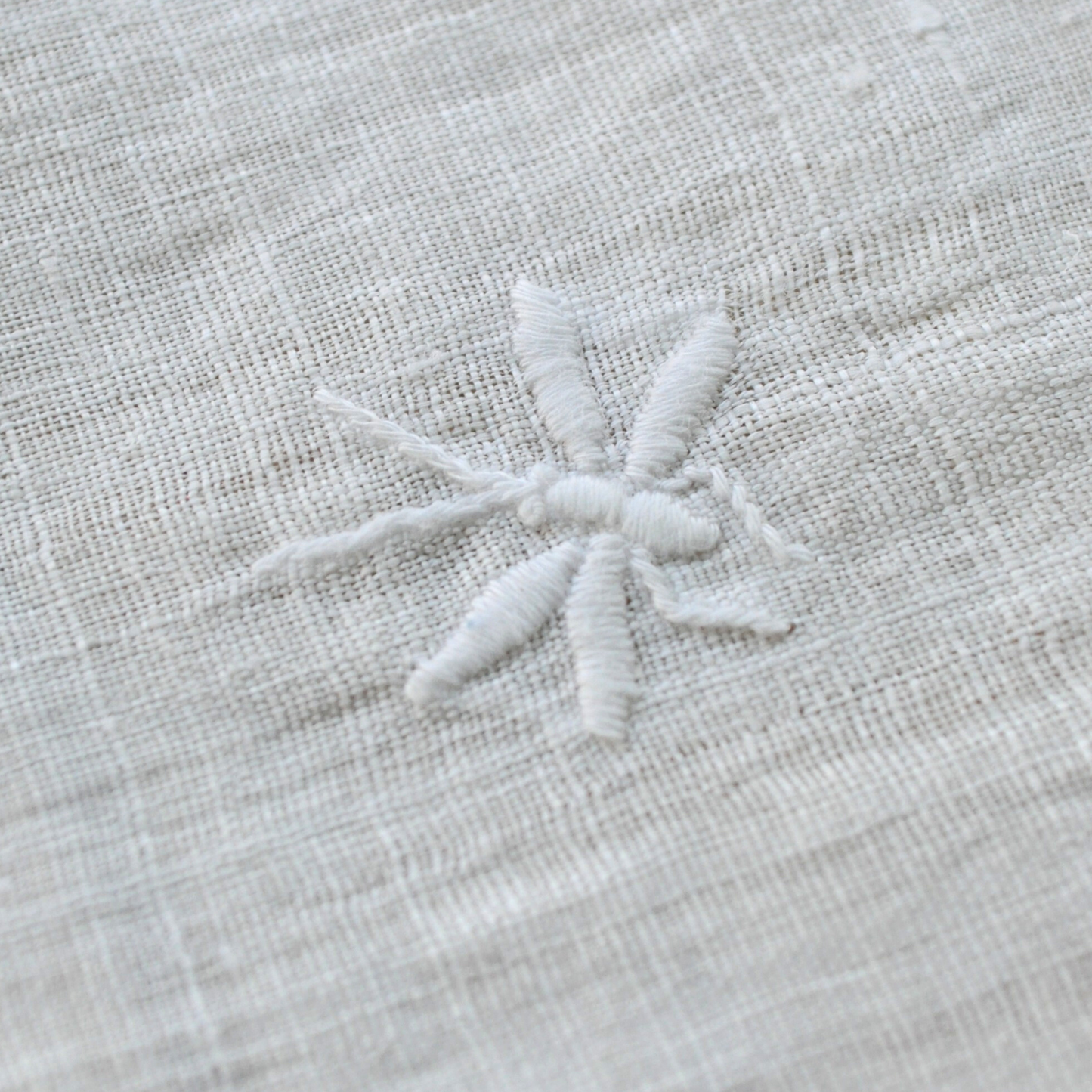 Hannah Table Covering