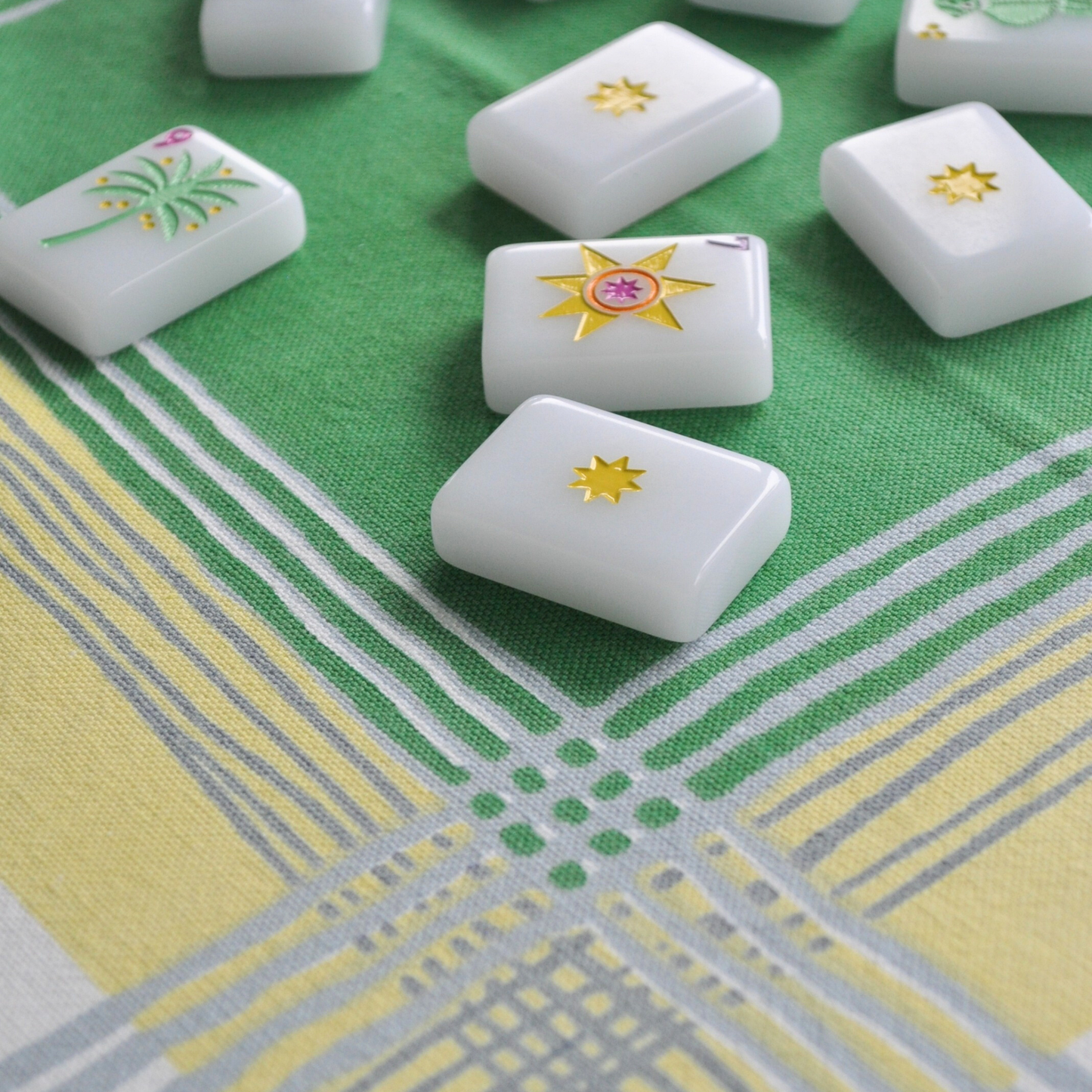 Ginny Table Covering