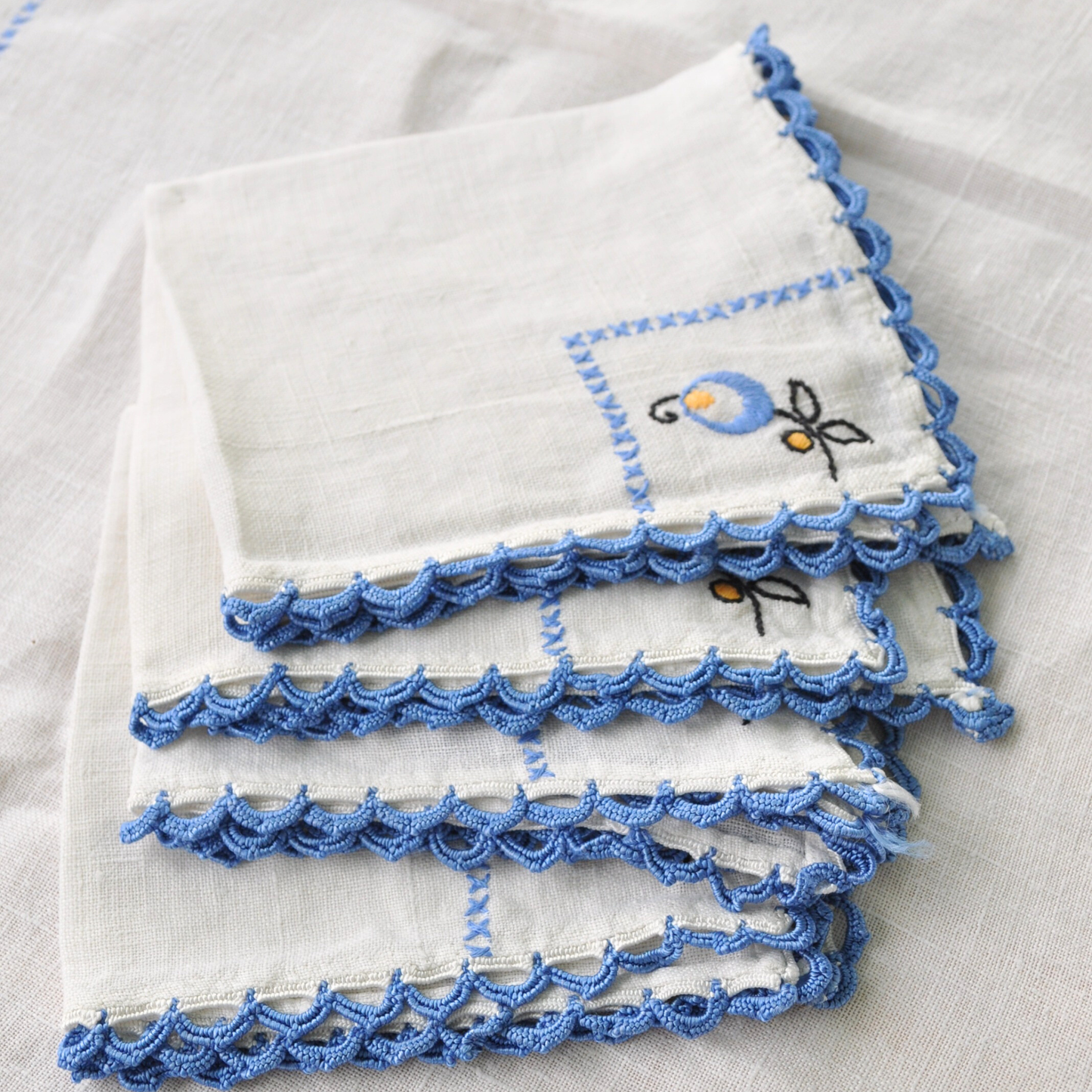 Hanny Table Covering & Napkin Set