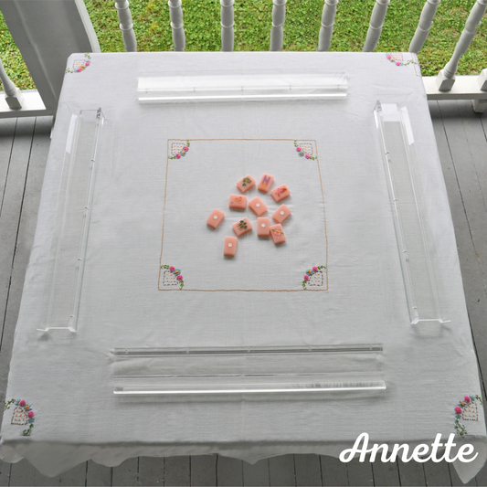 Annette Table Covering