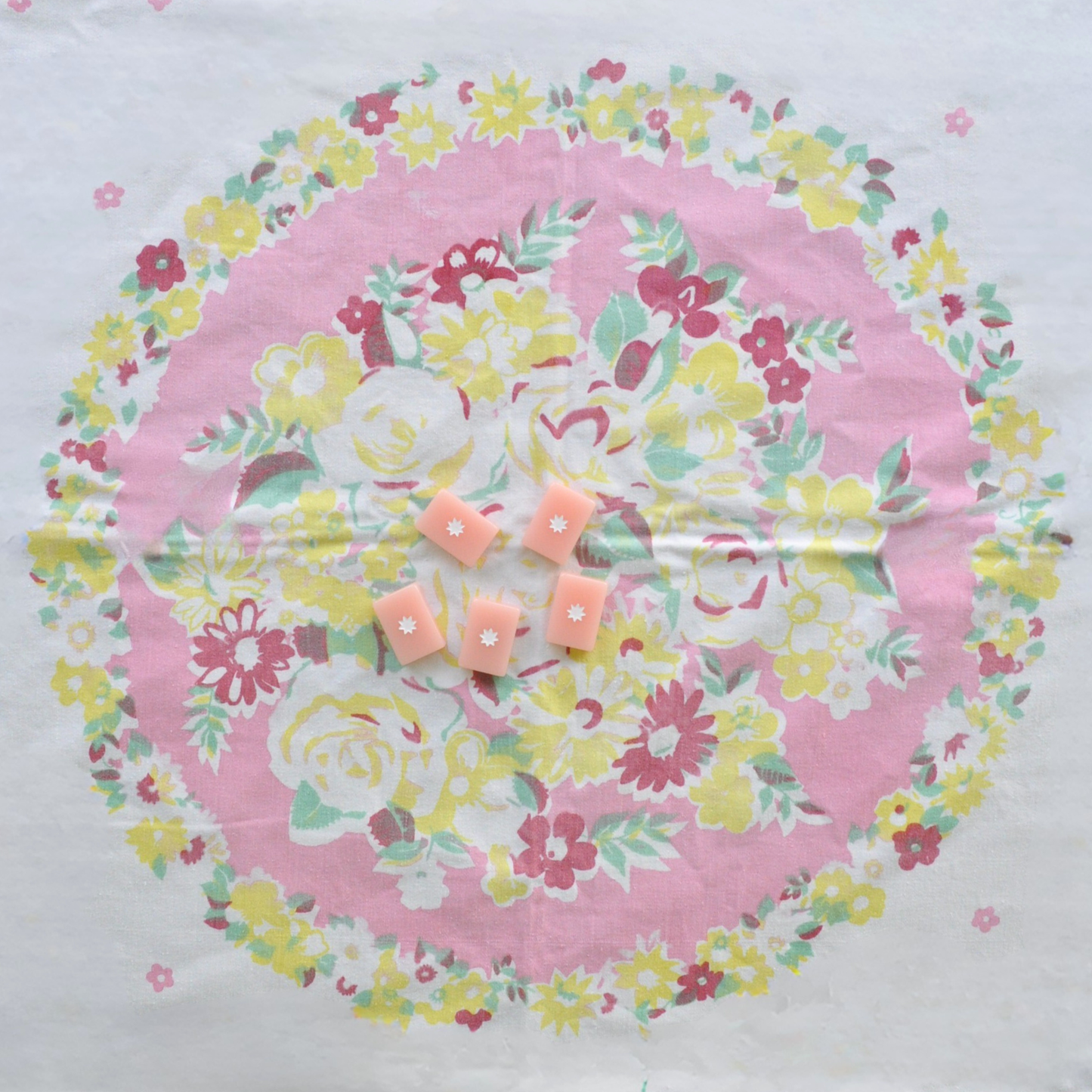 Coley Table Covering