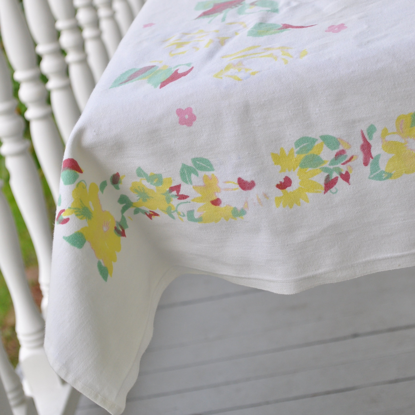 Coley Table Covering