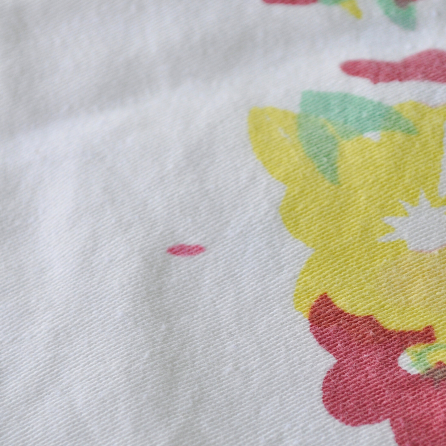 Coley Table Covering