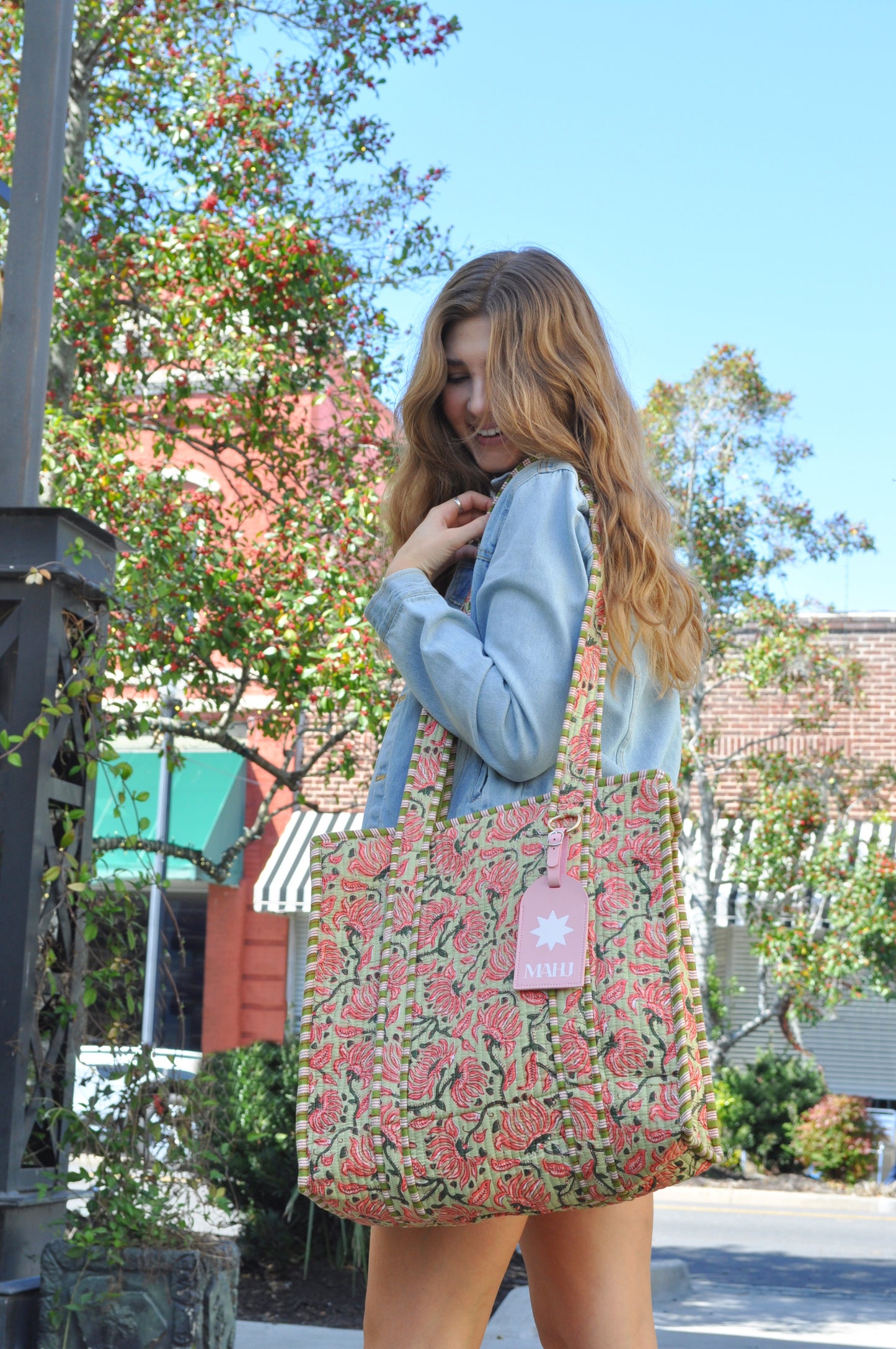 Floral Mahjong Tote, Chrysanthemum